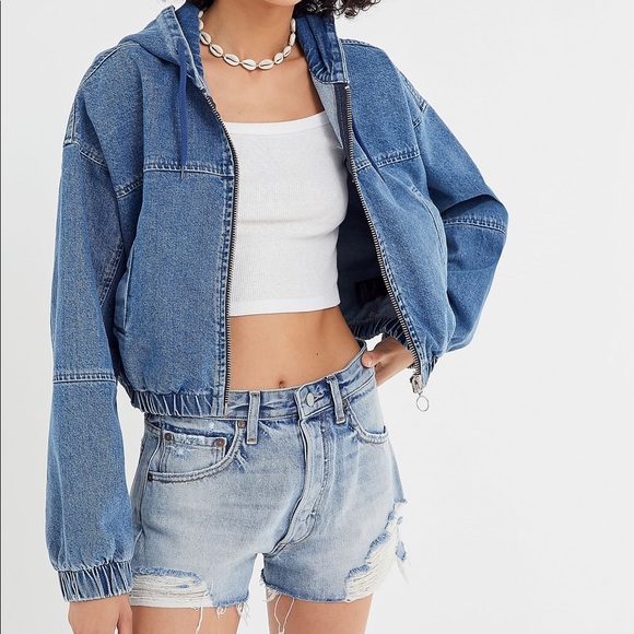 urban outfitters cropped denim jacket